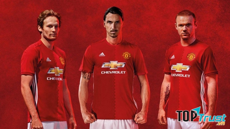 Mẫu áo bóng đá nổi tiếng trên thế giới mùa giải 2016 - 2017