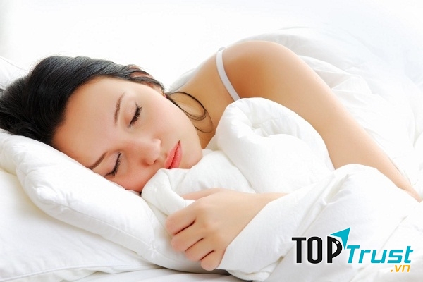 Mẹo nhỏ giúp bạn ngủ ngon trong ngày hè