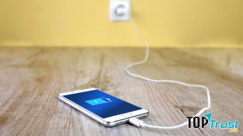 Mẹo sạc pin điện thoại cực nhanh và an toàn