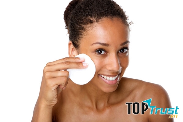 Miếng rửa mặt làm sạch sâu tốt nhất hiện nay