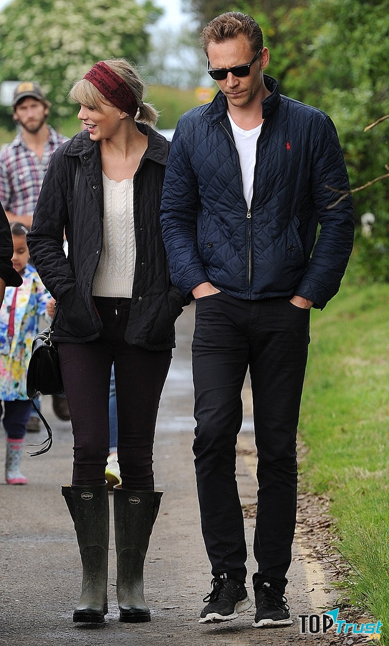 Mối tình say đắm và chóng vánh của Taylor Swift