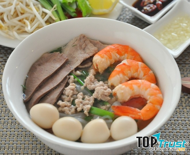 Món ăn đêm giá rẻ nhất quận 5, TP. Hồ Chí Minh