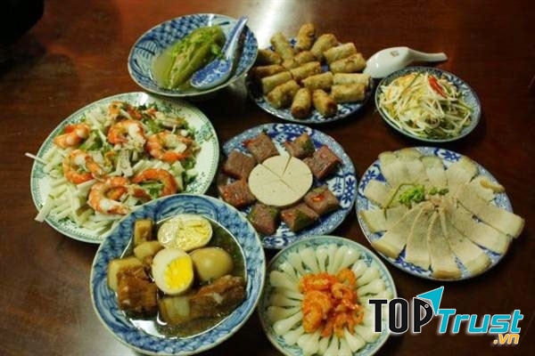 Món ăn không thể thiếu trong ngày Tết của miền Trung