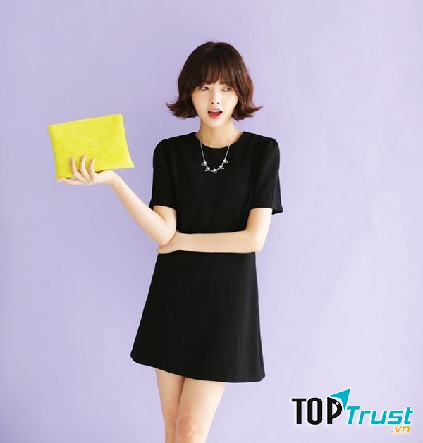 Món đồ thời trang màu đen không thể thiếu của cô nàng công sở