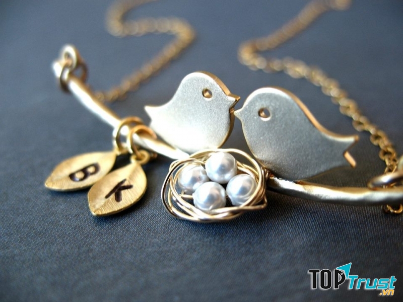 Món quà không nên tặng người yêu ngày 8/3