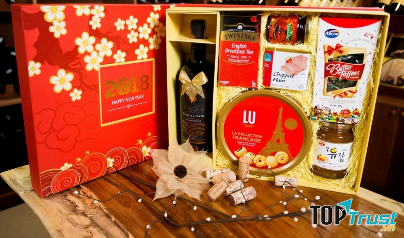 Món quà tết tặng sếp độc đáo và ý nghĩa nhất