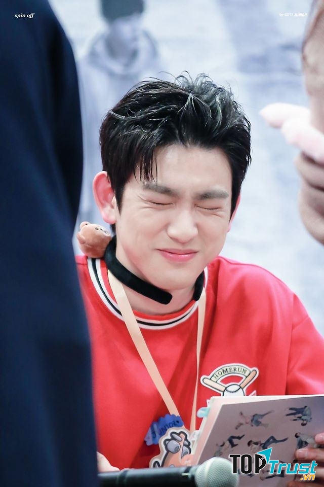 Mỹ nam Kpop gợi nhớ đến mối tình đầu