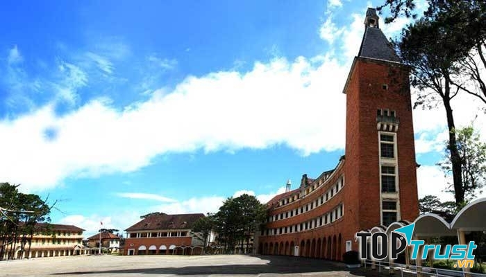 Ngôi trường có kiến trúc đẹp nhất Việt Nam