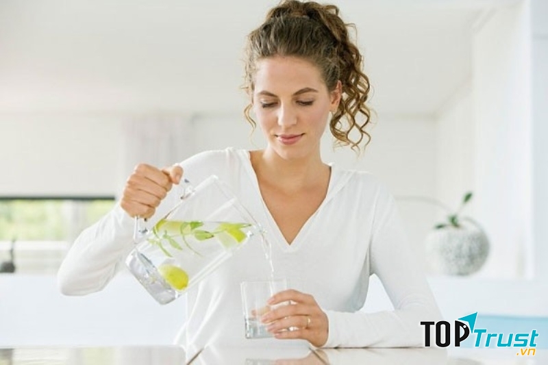 Nguyên nhân dễ gây nổi mụn nhất cho bạn