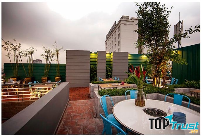 Nhà hàng có không gian ngoài trời đẹp nhất TP. Hồ Chí Minh