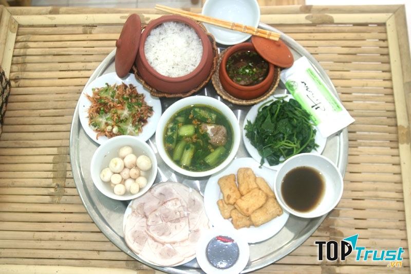 Nhà hàng đặc sản dân dã ngon tại Hà Nội