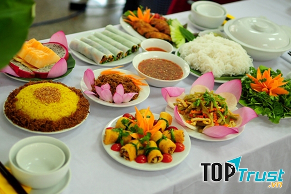 Nhà hàng món Việt ngon và nổi tiếng nhất tại Đà Nẵng