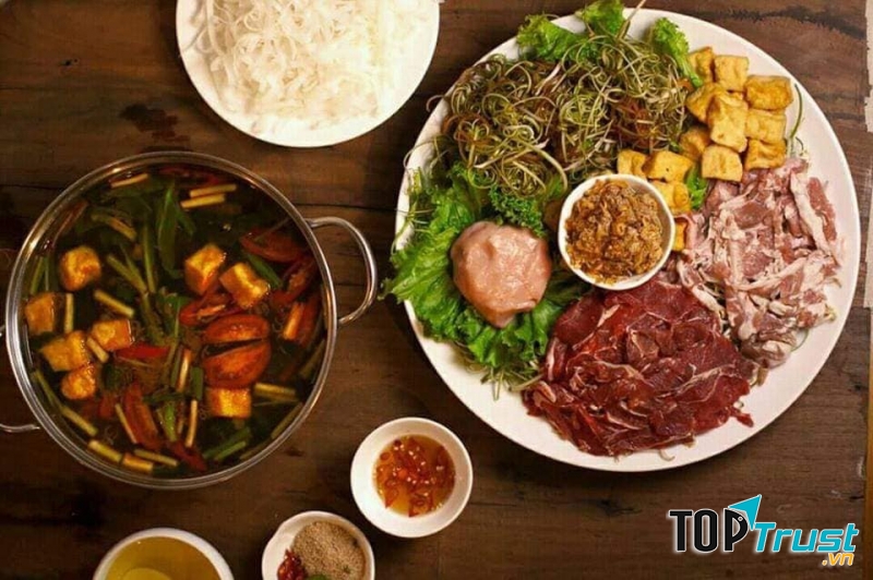 Nhà hàng ngon nhất phố Trung Kính ,Hà Nội