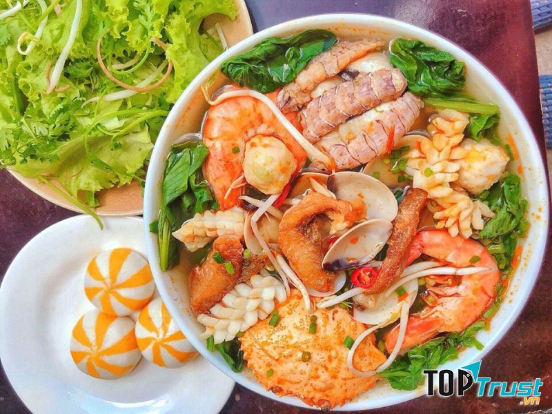 Nhà hàng, quán ăn ngon nhất phố Kim Mã, Hà Nội