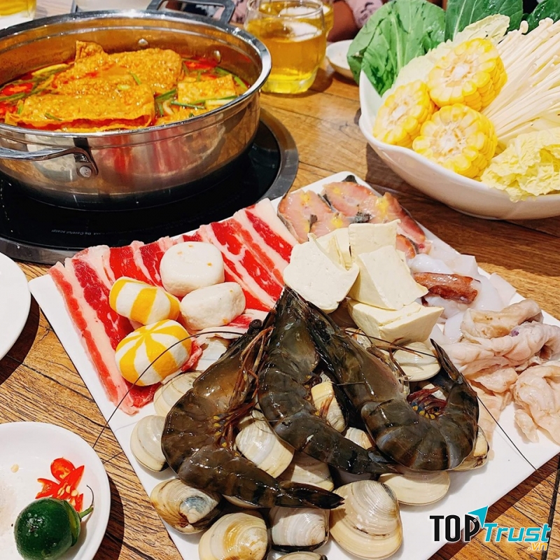 Nhà hàng, quán ăn ngon ở đường Mai Hắc Đế, Hà Nội