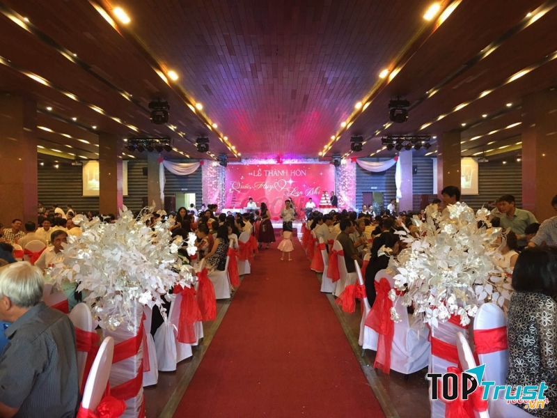 Nhà hàng tiệc cưới sang chảnh ở Kon Tum