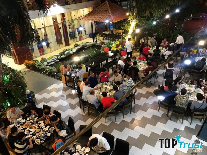 Nhà hàng tổ chức tiệc tất niên cuối năm lý tưởng nhất tại quận 8, TP. HCM