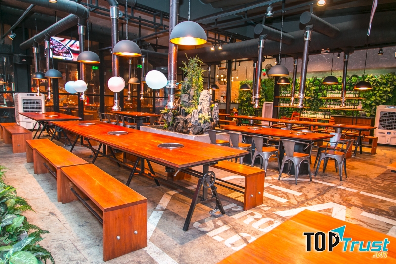 Nhà hàng tổ chức tiệc tất niên cuối năm lý tưởng nhất tại quận Cầu Giấy, Hà Nội