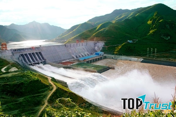 Nhà máy thủy điện lớn nhất Việt Nam