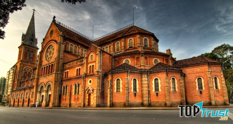 Nhà thờ nổi tiếng nhất Việt Nam