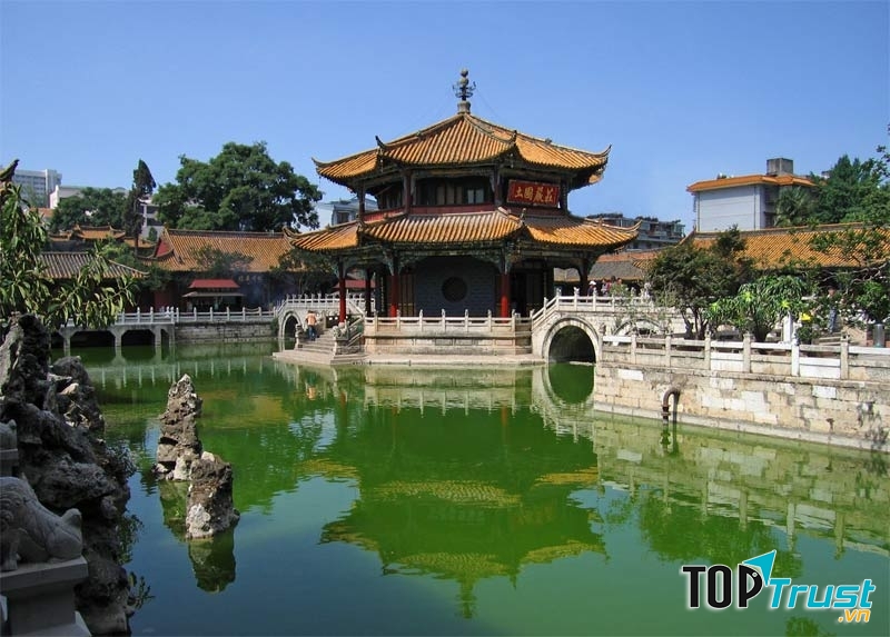 Nhà văn, nhà thơ nổi tiếng nhất Trung Quốc