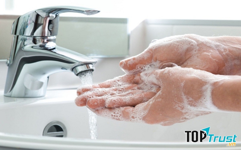 Những sai lầm khi rửa tay mà ít người chú ý trong việc phòng bệnh viêm phổi cấp Corona