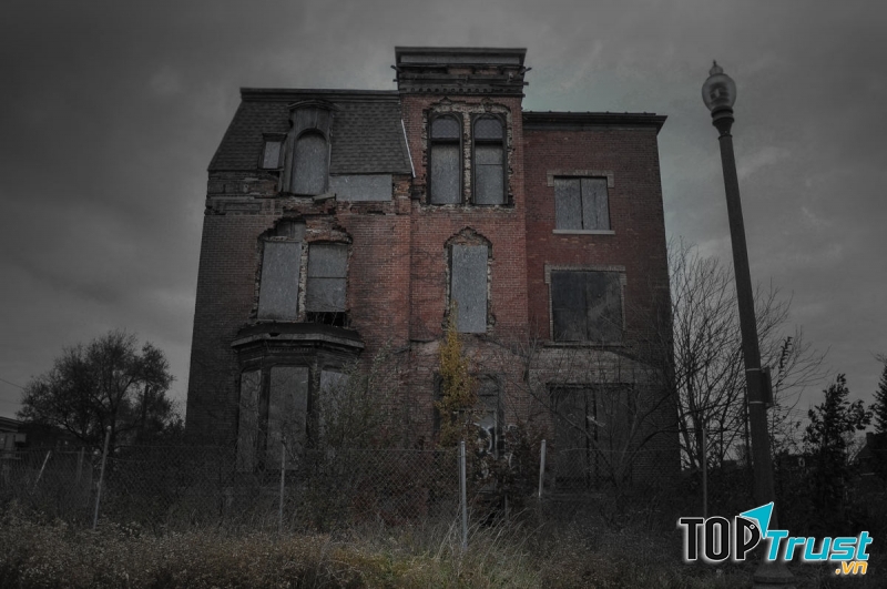 Nơi bạn không nên đến vào đêm khuya