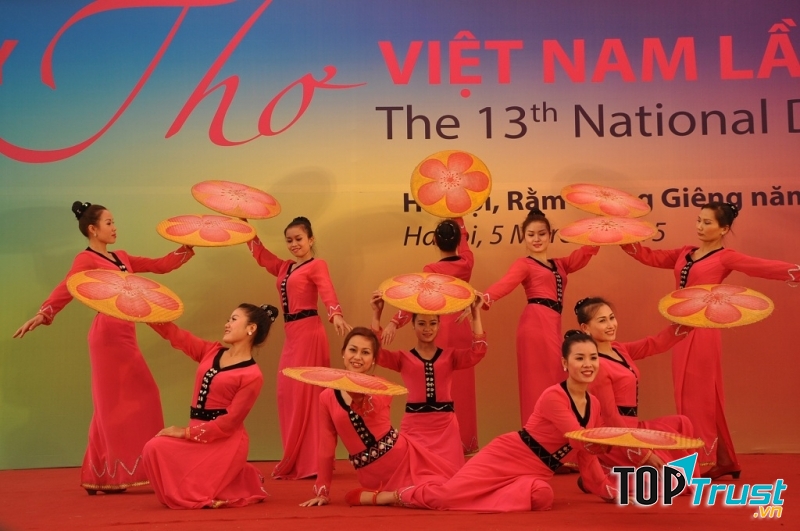 Nữ văn sĩ nổi tiếng nhất Việt Nam