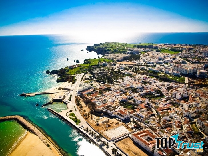 Nước giàu nhất châu Phi