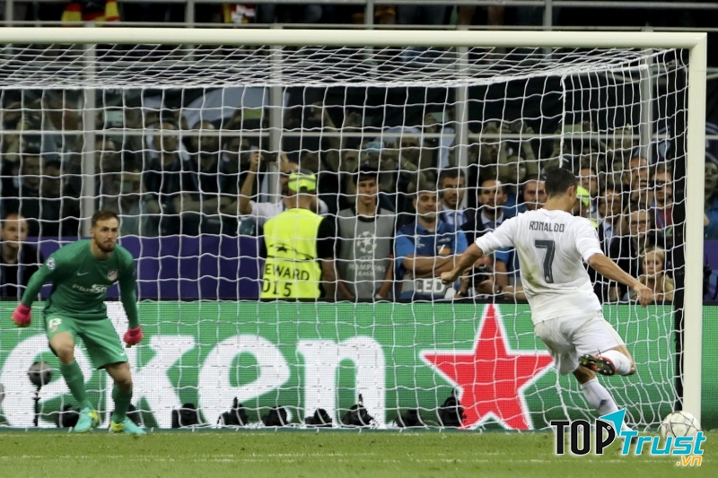 Pha đá phạt đền thành công quan trọng nhất trong lịch sử bóng đá