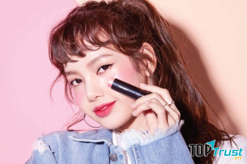 Phấn má hồng của Hàn Quốc được giới trẻ yêu thích nhất hiện nay