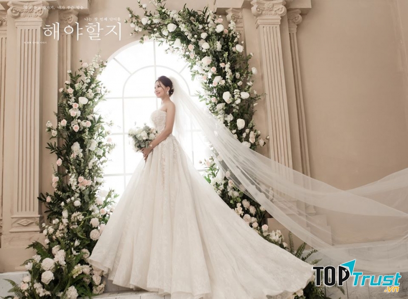 Phim trường chụp ảnh cưới đẹp nhất tại Huế