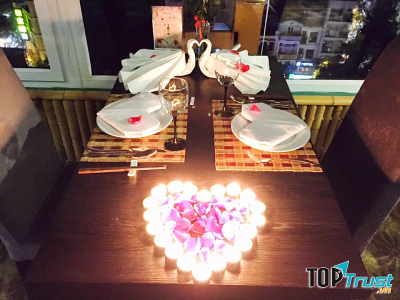 Quán ăn lãng mạn nhất dành cho cặp đôi ở Hà Nội