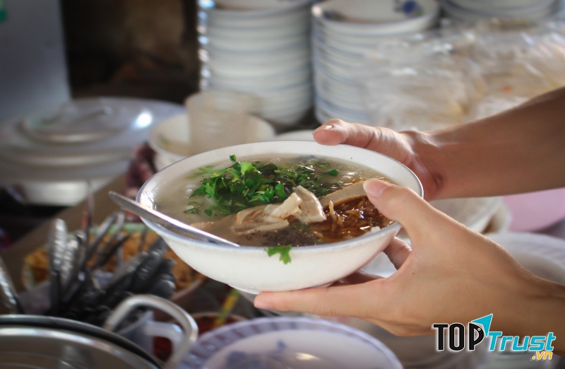 Quán ăn ngon lâu đời Đà Nẵng