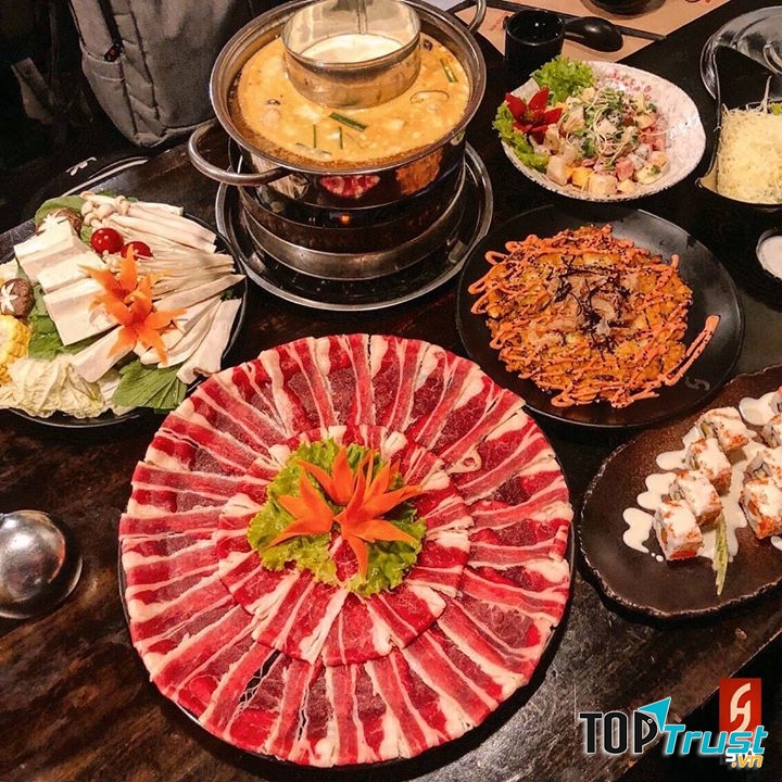 Quán ăn ngon nhất tại phố Hoàng Cầu, Hà Nội