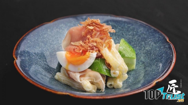 Quán ăn ngon ở phố Bùi Thị Xuân - Hà Nội