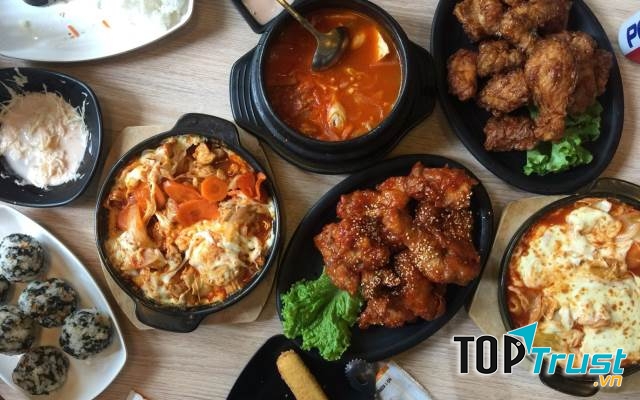 Quán ăn ngon trên đường Hoàng Minh Giám, Quận Cầu Giấy