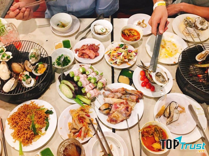 Quán ăn ngon và chất lượng tại đường Hậu Giang, TP. HCM