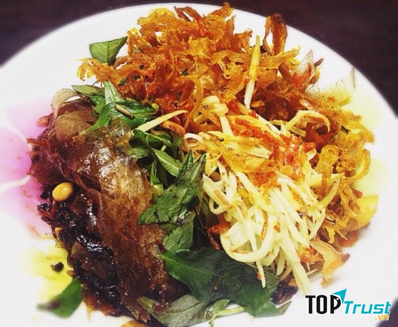 Quán bánh tráng nổi tiếng ở Sài Gòn