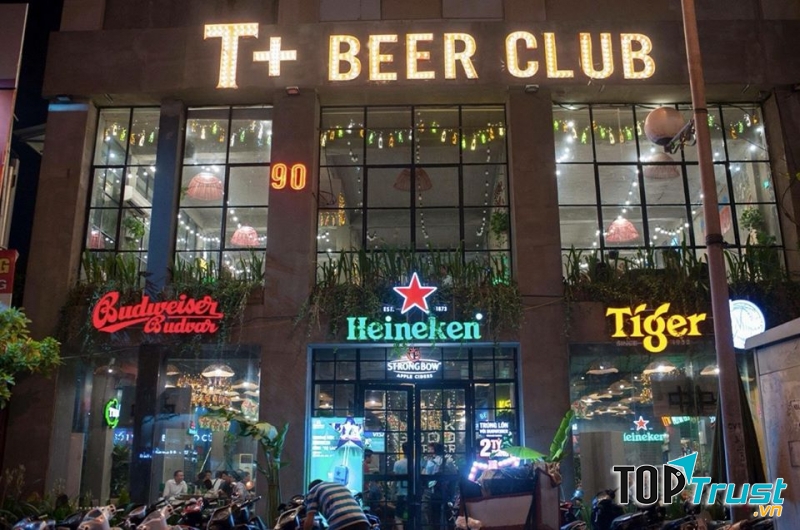 Quán bia nổi tiếng nhất tại đường Láng, Hà Nội