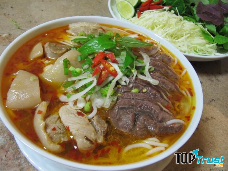 Quán bún bò Huế ngon ở thành phố Hồ Chí Minh