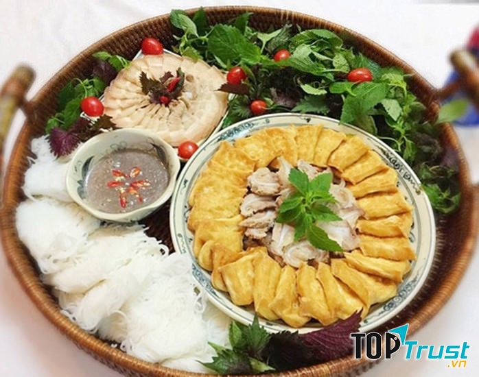 Quán bún đậu mắm tôm đông khách ở Vũng Tàu