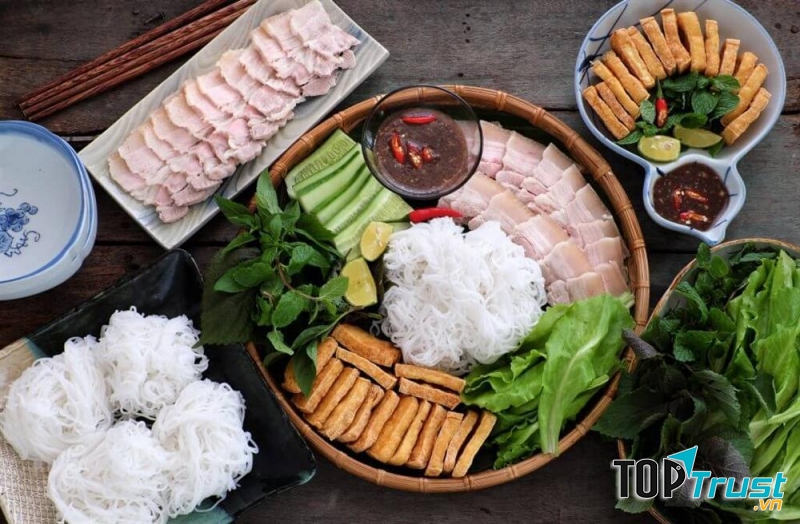 Quán bún đậu mắm tôm ngon và chất lượng nhất TP. Buôn Ma Thuột