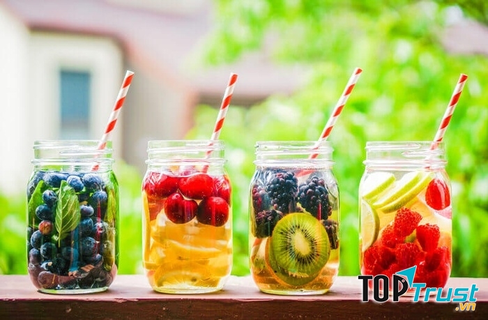 Quán cà phê, chè mở xuyên màn đêm quận Hoàn Kiếm, Hà Nội