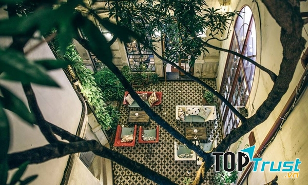 Quán cà phê siêu đẹp ở Hà Nội phục vụ xuyên Tết 2017