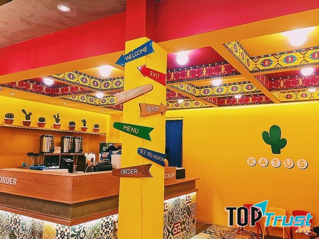 Quán cafe có tông màu vàng đẹp nhất tại Hà Nội