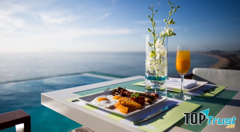 Quán cafe hướng ra biển đẹp nhất tại Đà Nẵng