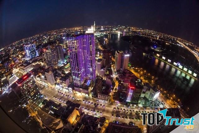 Quán cafe nóc nhà tuyệt đẹp ngắm Sài Gòn từ trên cao