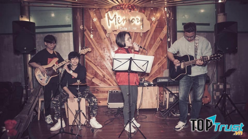 Quán cafe, quán rượu nghe nhạc Acoustic lãng mạn nhất tại Đà Lạt
