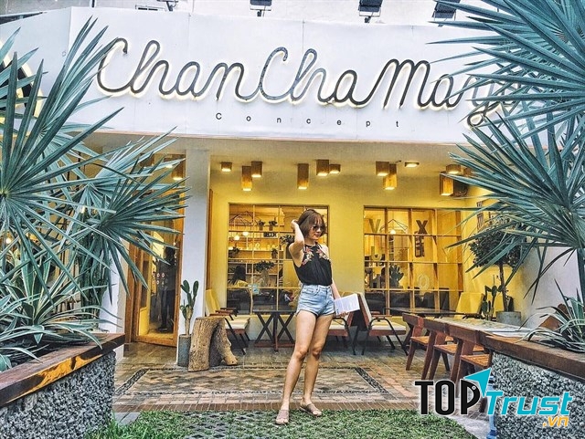 Quán cafe tông xanh lá thu hút nhất Sài Gòn